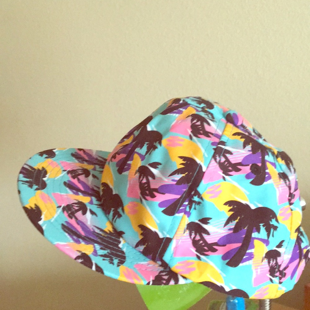 Women’s neff hat